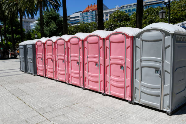 Best Deluxe Portable Toilet Rental  in Coing, AL